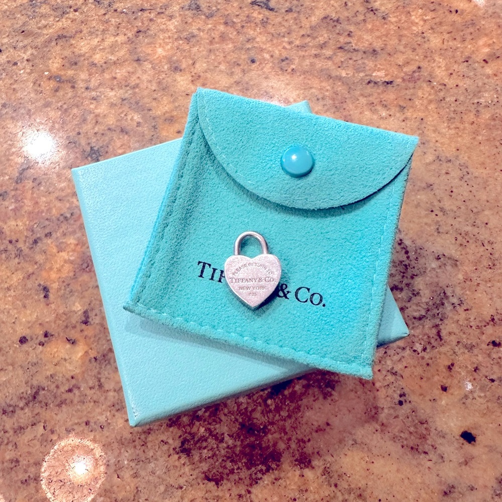Tiffany & Co Return to Sender Heart lock